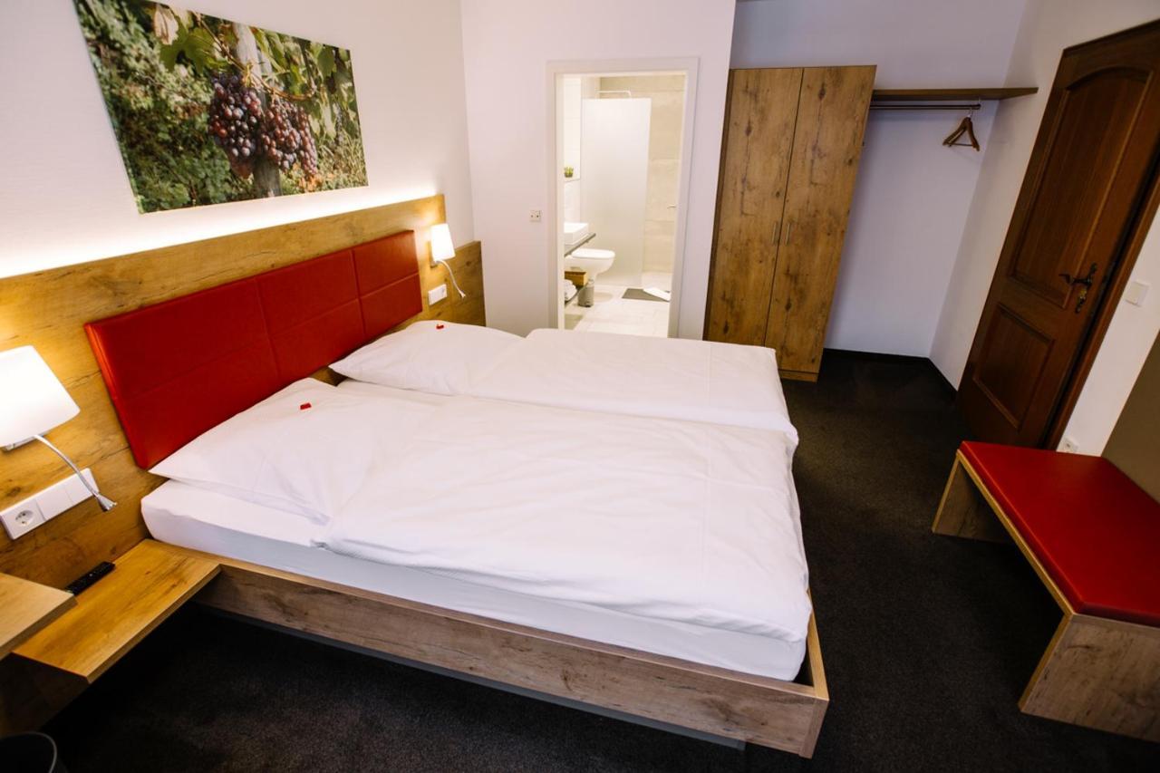 Hotel Restaurant Lamm Rosswag Vaihingen an der Enz Exterior photo