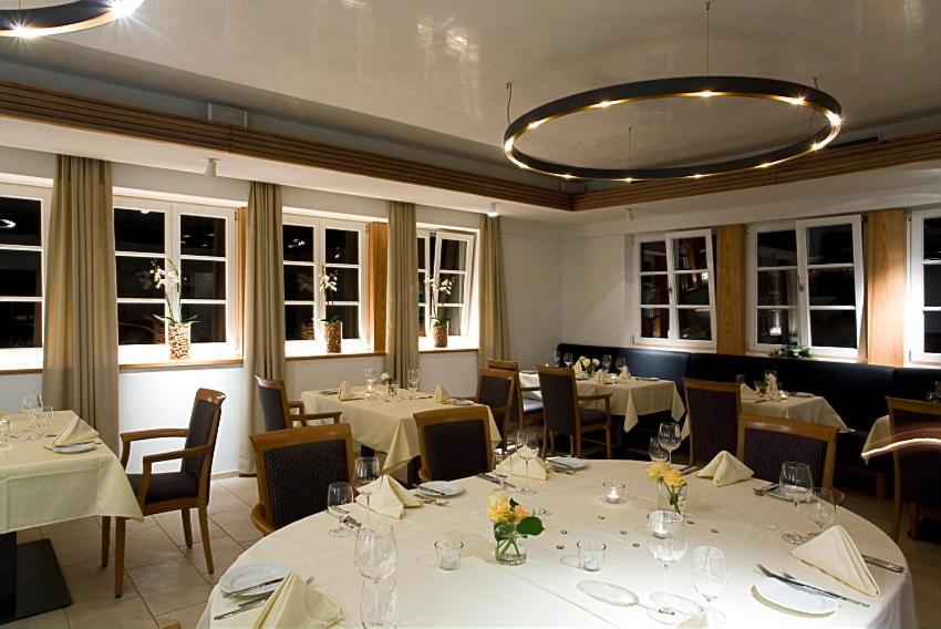 Hotel Restaurant Lamm Rosswag Vaihingen an der Enz Exterior photo